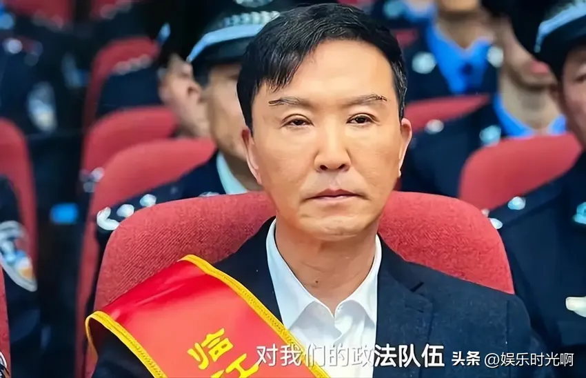 《狂飙》之后，吴刚就这样跌下了神坛