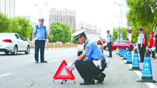 万达警务工作站：便民服务“零距离”