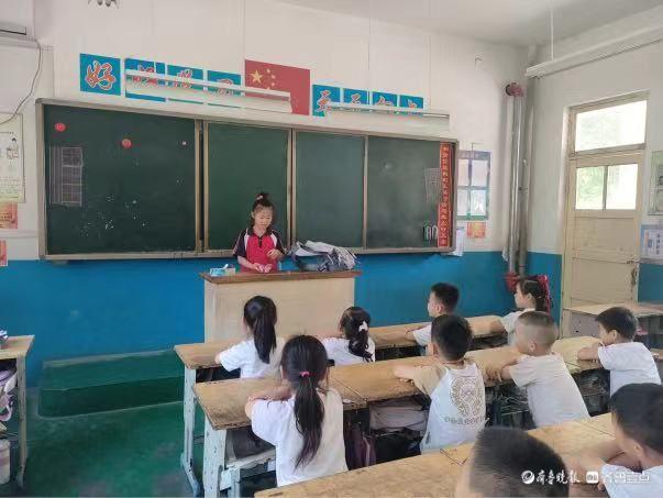 东昌府区张炉集镇中心幼儿园开展参观小学活动