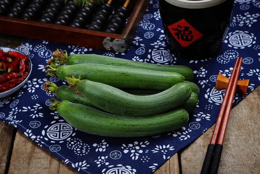 丝瓜全身都是宝！这几种做法，可祛火、通乳、美容、清痱，请收藏