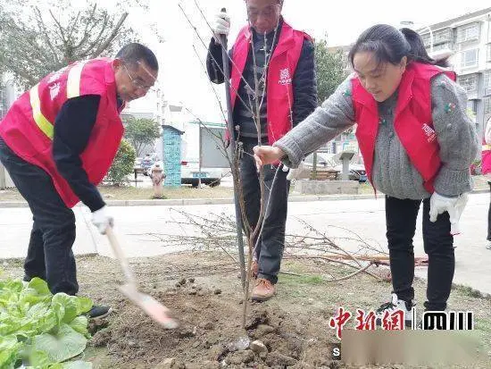 什邡市方亭街道：老党员“退而不休” 发挥余热显担当