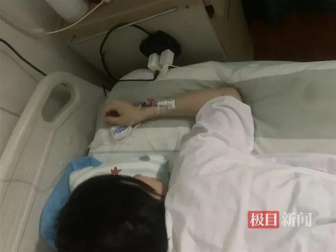 极目帮办 一次整形换来5次痛苦手术，女子状告整形医院