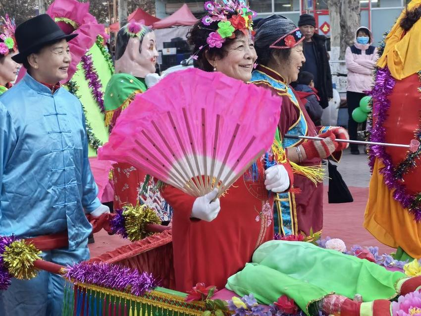 平均年龄超65岁，潍坊这个艺术团自导自演民俗文化“村晚”