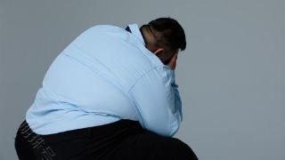 是什么原因造成了很多男性肥胖？分析下