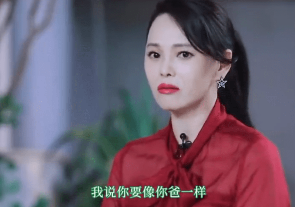 庾澄庆现身儿子直播间，哈利开心宣传爸爸演唱会，父子关系超亲密