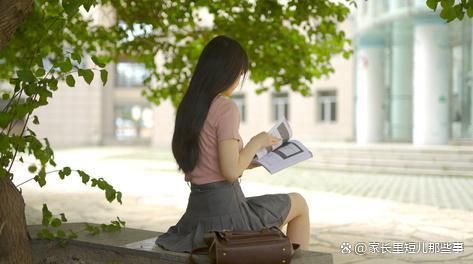 女友让我供她读研，答应毕业就结婚，母亲提出一个要求她直接断联