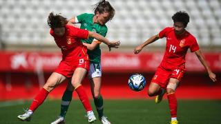 热身-中国女足0-0爱尔兰 横梁救险肖裕仪进球被吹