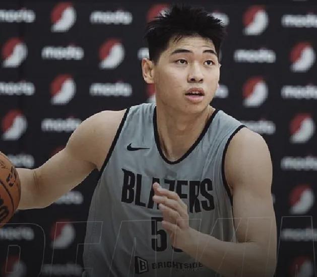 崔永熙正式签约篮网！终于加盟NBA！等了中国球员整整6年……