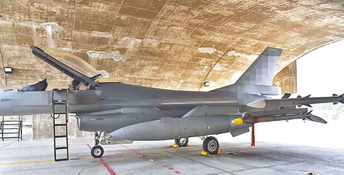 F-16加“红外搜索跟踪系统”？美国骗钱的老招数