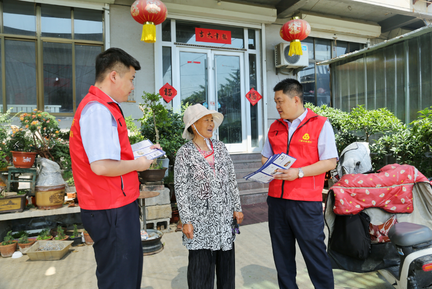 做更懂“三农”“小微”的本土银行！ 兰陵农商银行坚守市场定位发展普惠信贷