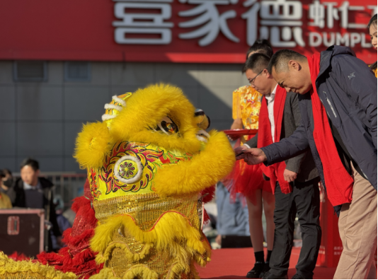 银座家美惠济宁龙城超市盛大开业，引领消费新风尚