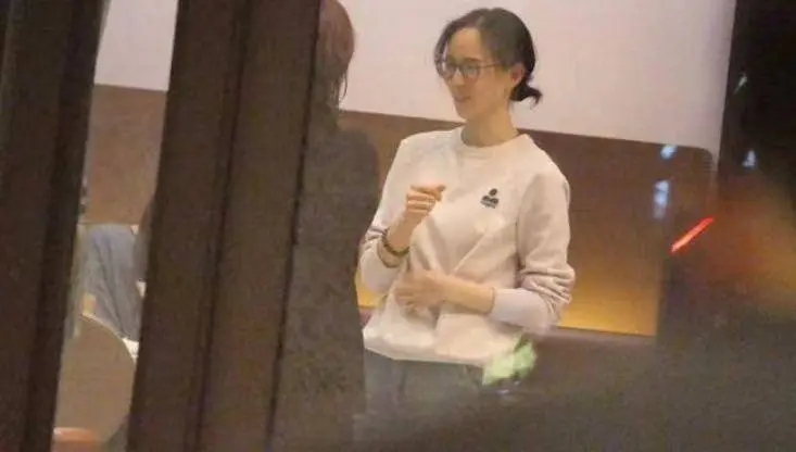 柯汶利到张钧甯家过夜，恋情曝光疑似同居，女方曾否认年底结婚