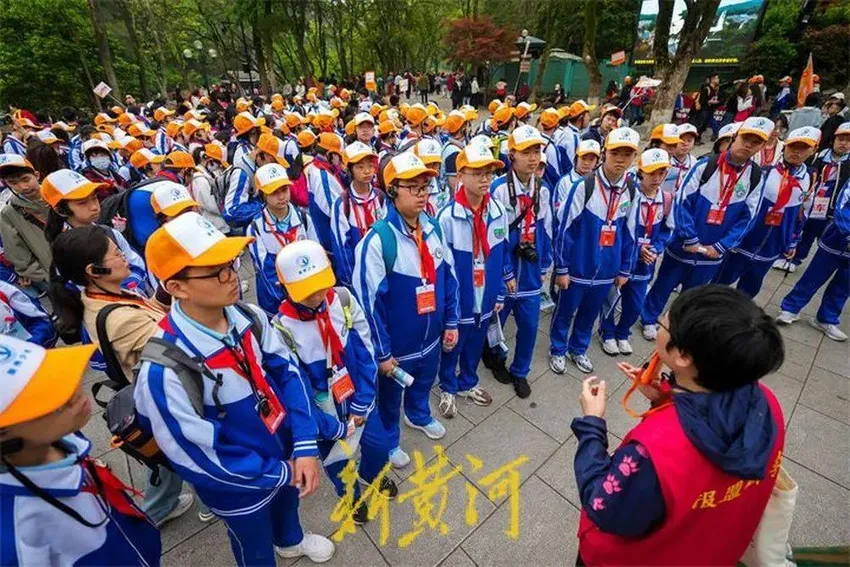 济南“小老师儿”前往湖南研学，“沉浸式”体验一天走了2万步