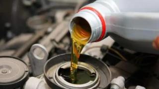 发动机机油过期能否使用？