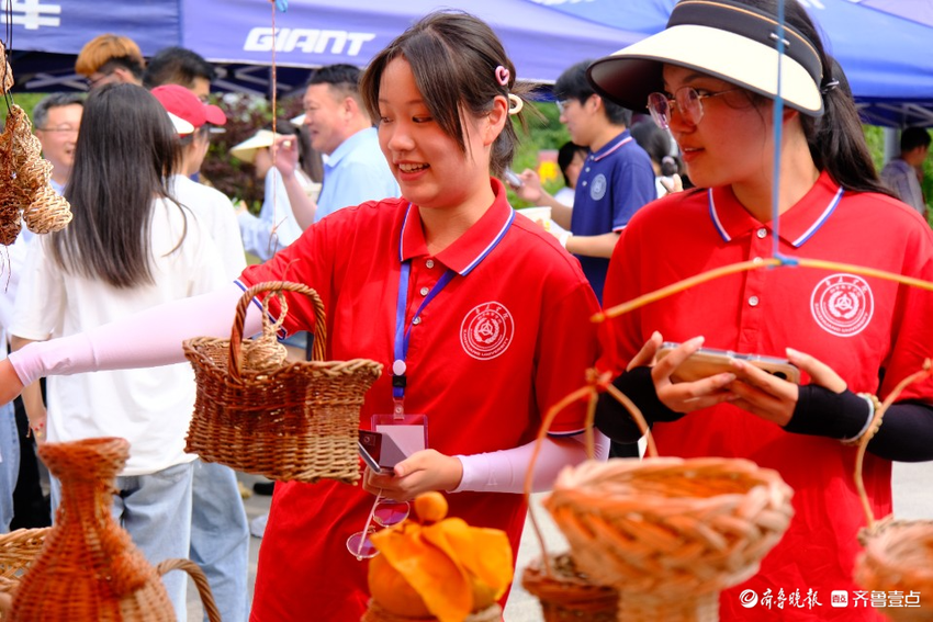 2023年“文化和自然遗产日”，“山东手造”非遗走进枣庄学院