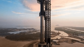 史上最大火箭SpaceX星舰因压力阀冻结延迟发射，超强运力未来或送百万人上火星