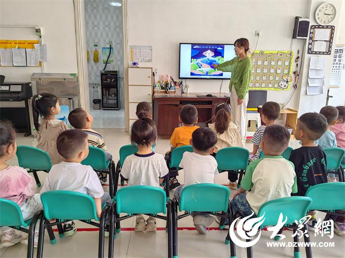 多彩生物，共享地球——东营区史口镇中心幼儿园开展“国际生物多样性日”主题教育活动