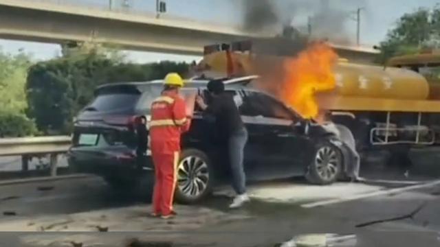 为了智驾而买车的乱局，又在动力电池上重新上演？