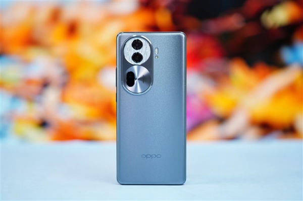 宝石圆盘摄像头夺目！OPPO Reno11图赏