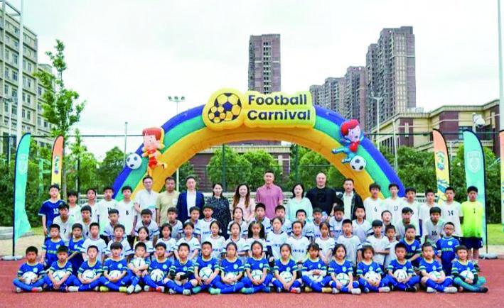 上海市行知中学附属宝山实验学校：探索合作新模式 赋能校园足球发展