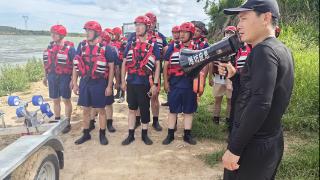 潍坊市应急局特勤队首次开展水域救援训练锻造应急救援尖兵