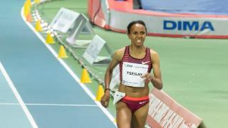 田径——室内巡回赛列万站女子1500米:埃塞俄比亚选手策加耶夺冠