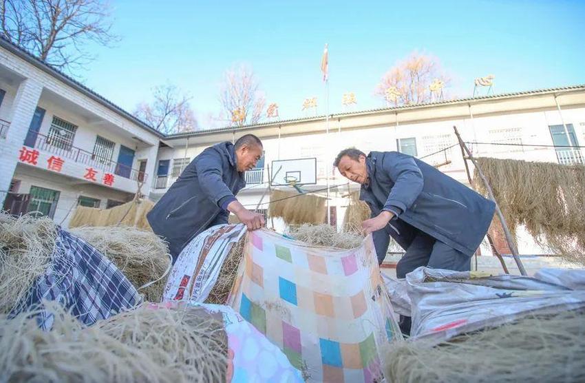 河南这个村委院变“晒”场：老乡，来晒！