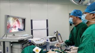 泰安市中医医院开展腹腔镜下甲状腺病损切除术
