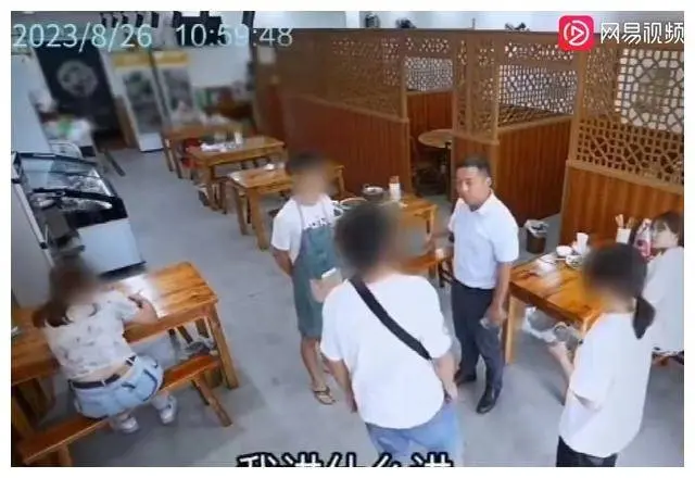 男子吃饭不给钱，称自己是大网红探店，扬言：信不信让你做不下去？