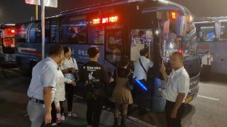 方便乘客出行 “双节”期间重庆公交开行旅游线、接驳线