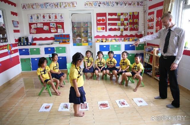 幼儿园老师透露：第一天不哭的孩子，通常来自这三种家庭