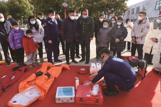 宿豫区多家单位组团进消防 开展共建交流活动