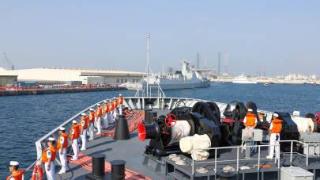 中国海军第44批护航编队抵达阿联酋访问