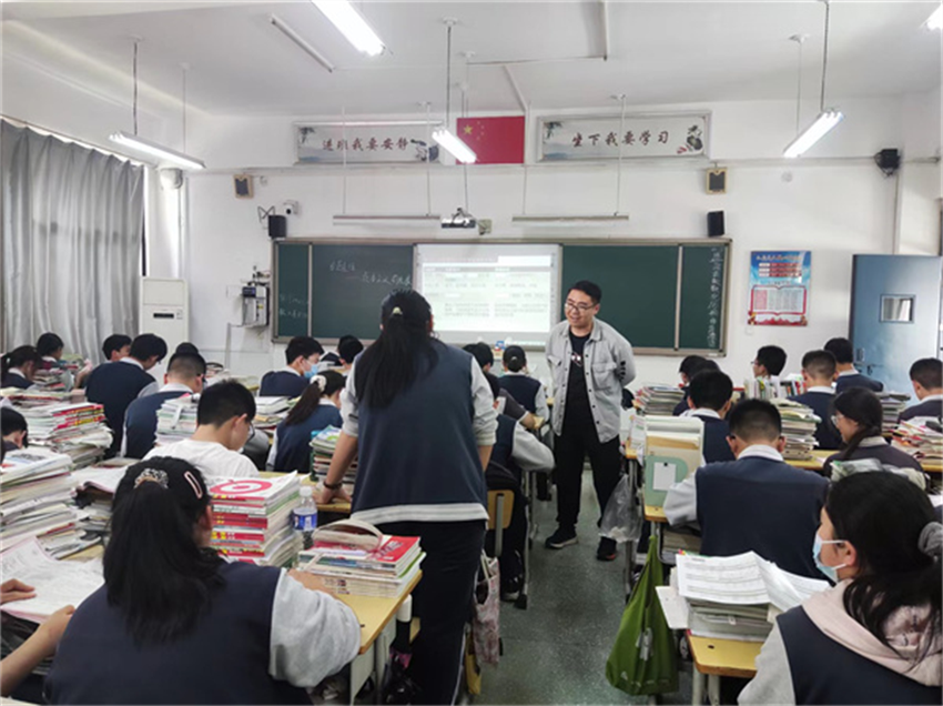 郑州市第四十八中学开展高效复习课研修活动