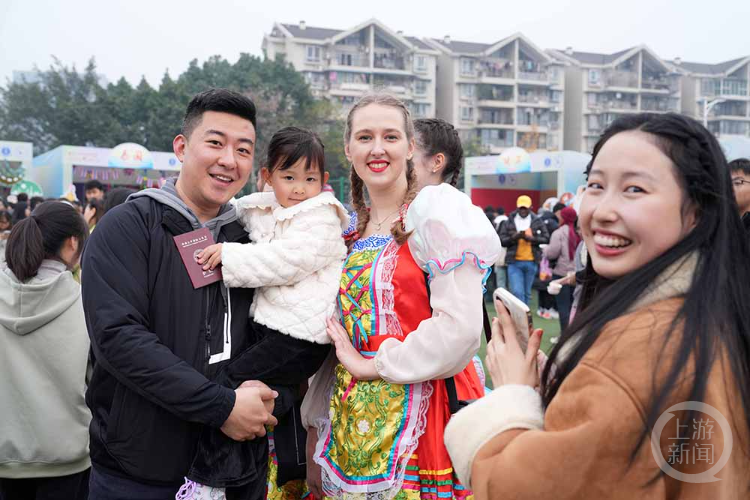 “丝路筑梦 五洲同行”西南大学举行第十六届国际文化节