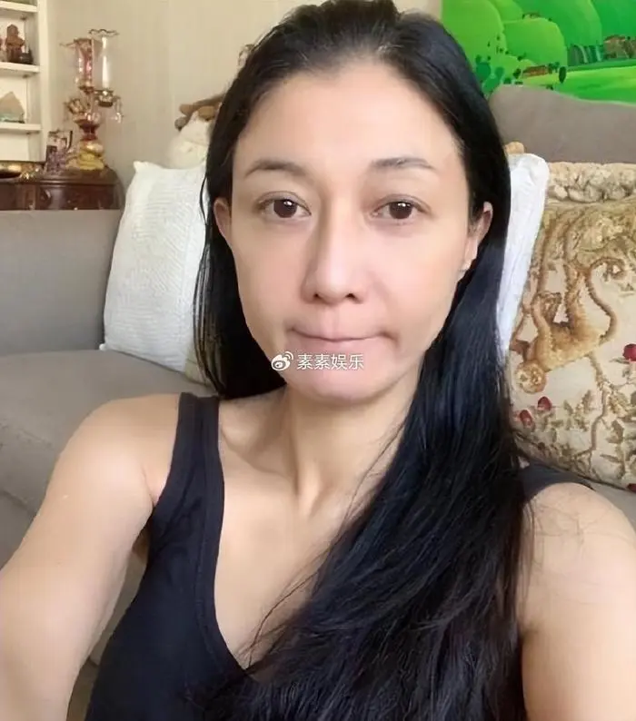 小龙女和吴绮莉断亲，流浪7年离母亲越来越远，吴绮莉该怎么办？