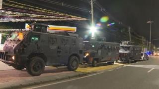 巴西里约警方展开行动 收复被非法武装组织控制地区