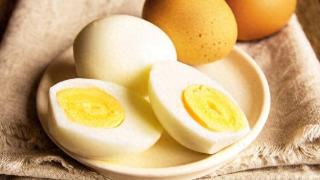每天一个水煮蛋，是养肝还是伤肝？吃鸡蛋注意3点，可放心吃