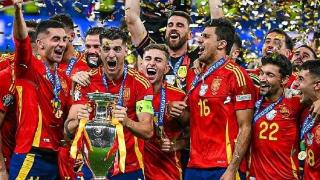 夺冠仅一天！西班牙队解体，3人离队，金靴叛逃西甲，世界杯没戏