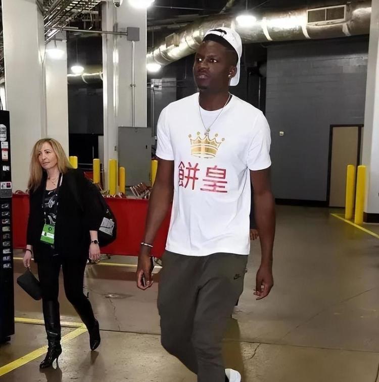 nba球员得知中国球迷给自己的绰号，他们的反应如何？