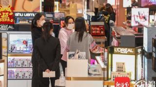 1-5月海南社会消费品零售总额同比增长12.9%