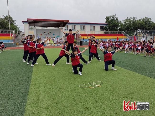 石家庄市东佐小学：逐梦新时代 “艺”起向未来