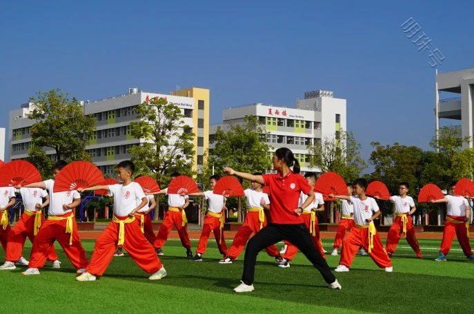 【博罗县榕城中学博东实验学校】｜这是我的最新简历，请查收