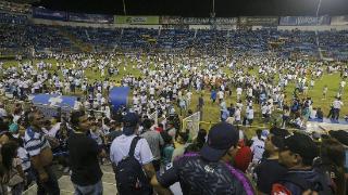 国际足联向萨尔瓦多足球比赛踩踏事件遇难者及家属表示哀悼