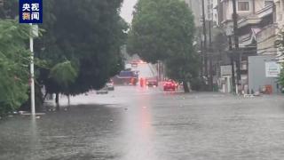 菲律宾多地强降雨持续 八打雁省发生山体滑坡致4人死亡