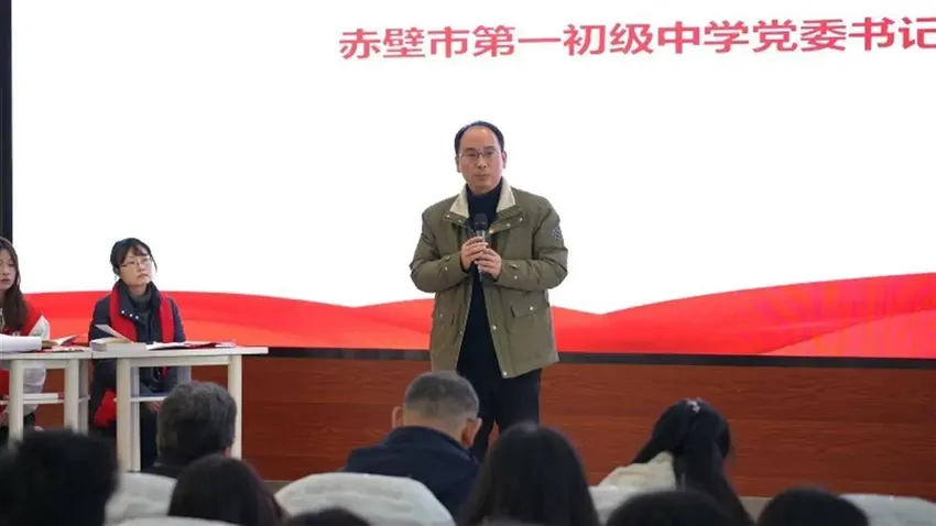 “走近最可爱的人”，这堂思政课座无虚席