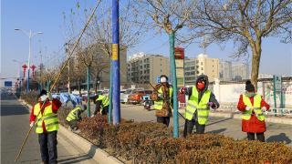 甘肃西峰：灯火璀璨，扮靓新年