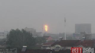 湖北省荆州市红光村附近发生重大火灾