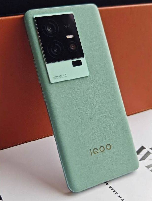 iqoo12标准版配置曝光，搭载高通骁龙8Gen3处理器