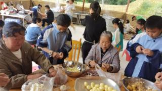 北川通泉小学开展劳动实践活动 亲子共享美好“食”光